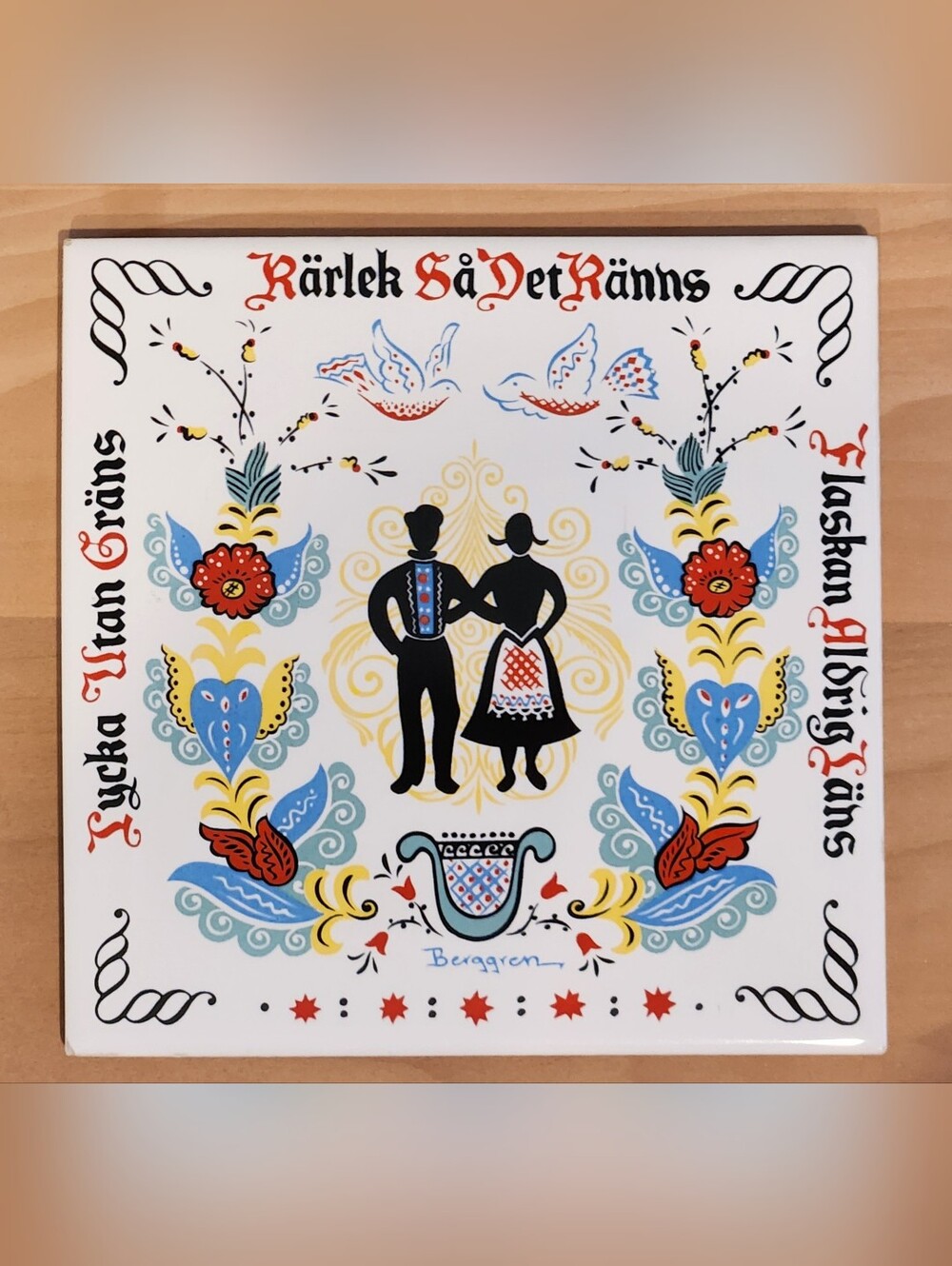 Vintage Berggren Scandanavian Decorative Tile Trivet Design 134 Wedding Luck